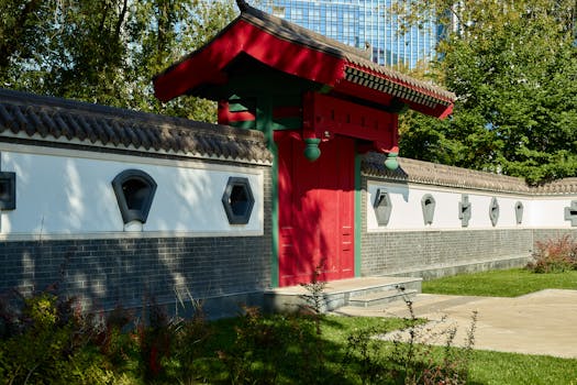 中国特色稳市机制持续深化；市场内在稳定性显著增强。